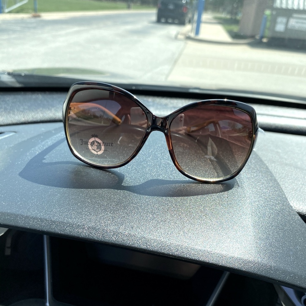 New! Juicy Couture sunglasses
